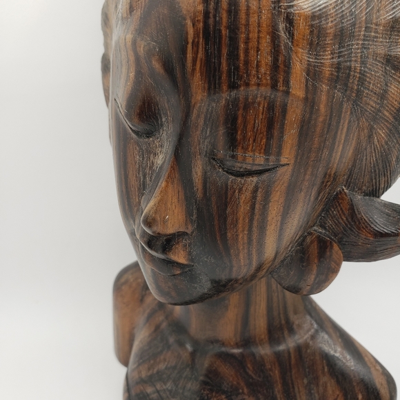 Balinese Handcarved Signed Striped Rosewood Womans Bust Statue - Picture 2 of 13